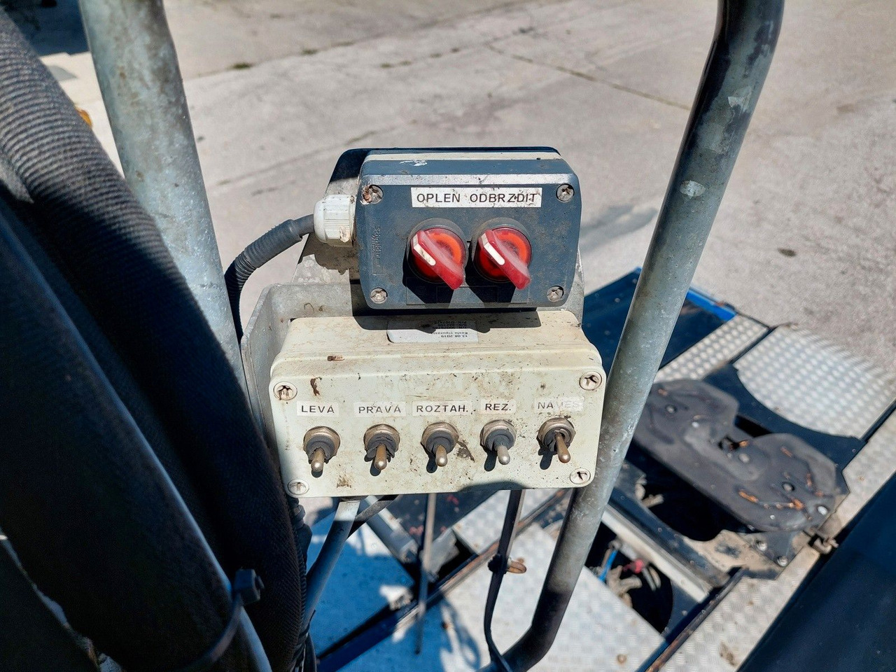 Тягач MAN TG3 33.510 6X6 BL KRAN LANGHOLZ Kesla 2117ZT94: фото 9