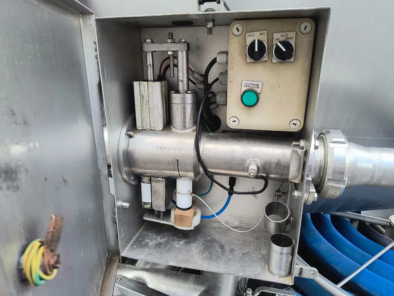 Грузовик-цистерна для транспортировки молока MAN TGS 18.360 11000L INOX TANK INSULATED - 2 COMP: фото 15