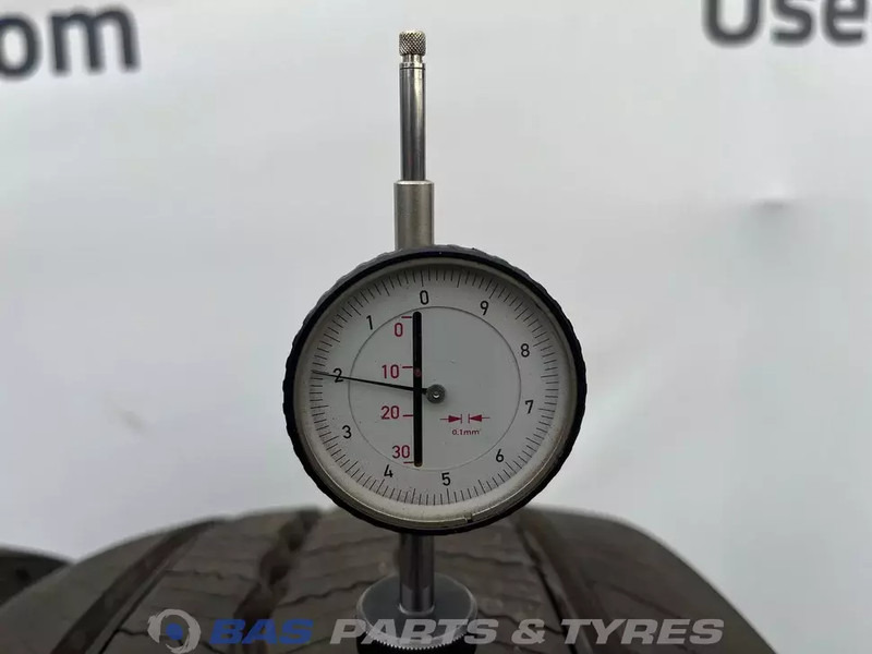 Continental Continental 315/70R22.5 Hybrid HS5 156/150 M+S 3PMSF gebruikte set - Шина для Грузовиков: фото 3 Continental Continental 315/70R22.5 Hybrid HS5 156/150 M+S 3PMSF gebruikte set - Шина для Грузовиков: фото 3