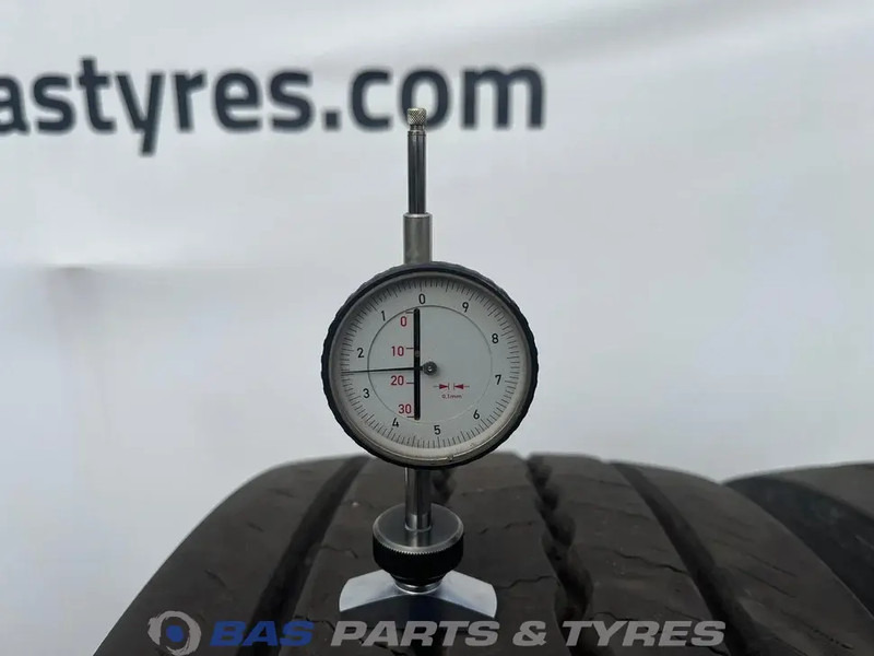 Continental Continental 315/80R22.5 Hybrid HS5 156/150 M+S 3PMSF gebruikte set - Шина для Грузовиков: фото 3 Continental Continental 315/80R22.5 Hybrid HS5 156/150 M+S 3PMSF gebruikte set - Шина для Грузовиков: фото 3