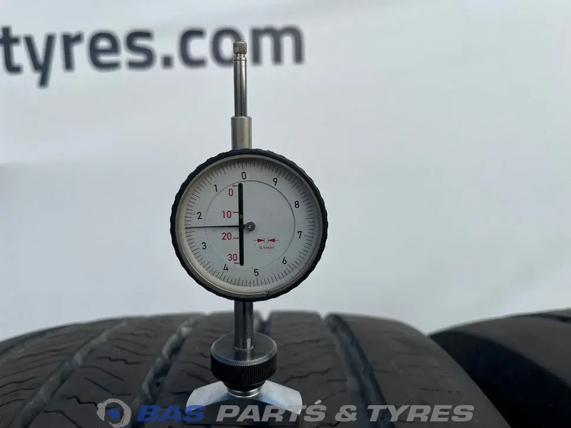 Continental Continental 385/55R22.5 Hybrid HS3 160 K M+S 3PMSF gebruikte set - Шина для Грузовиков: фото 3 Continental Continental 385/55R22.5 Hybrid HS3 160 K M+S 3PMSF gebruikte set - Шина для Грузовиков: фото 3