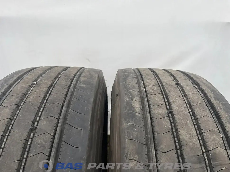 Firestone Firestone 315/70R22.5 FS422+ 154/150 M+S 3PMSF gebruikte set - Шина для Грузовиков: фото 2 Firestone Firestone 315/70R22.5 FS422+ 154/150 M+S 3PMSF gebruikte set - Шина для Грузовиков: фото 2
