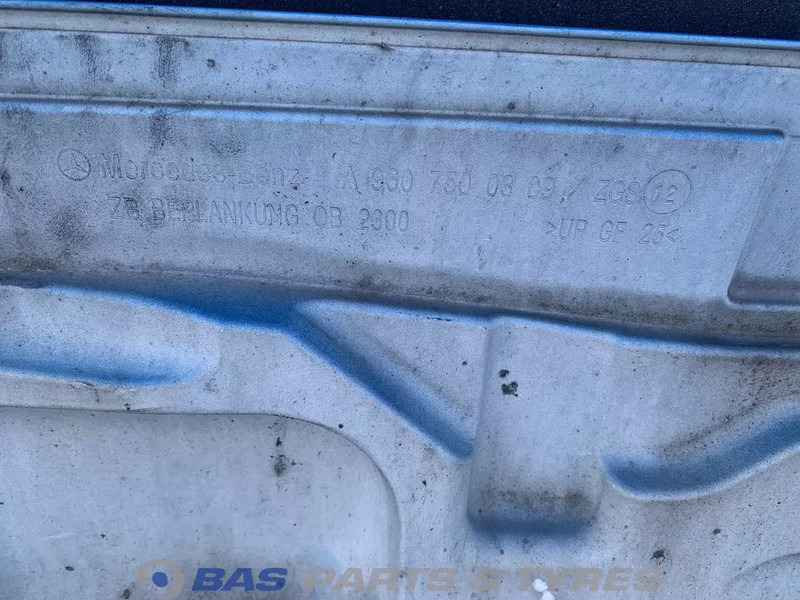 Mercedes-Benz Actros MP4 Frontklep Mercedes A 960 750 03 18 - Решётка радиатора для Грузовиков: фото 3 Mercedes-Benz Actros MP4 Frontklep Mercedes A 960 750 03 18 - Решётка радиатора для Грузовиков: фото 3