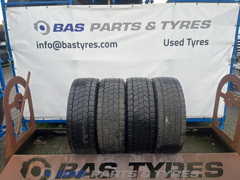 Michelin Remix Michelin Remix 295/60R22.5 X Multi D 150/147 M+S 3PMSF gebruikte set - Шина для Грузовиков: фото 1 Michelin Remix Michelin Remix 295/60R22.5 X Multi D 150/147 M+S 3PMSF gebruikte set - Шина для Грузовиков: фото 1