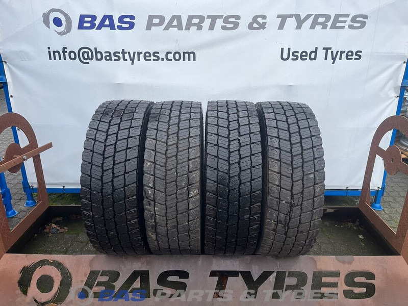 Michelin Remix Michelin Remix 315/70R22.5 X Multi D 154/150 M+S 3PMSF gebruikte set - Шина для Грузовиков: фото 1 Michelin Remix Michelin Remix 315/70R22.5 X Multi D 154/150 M+S 3PMSF gebruikte set - Шина для Грузовиков: фото 1