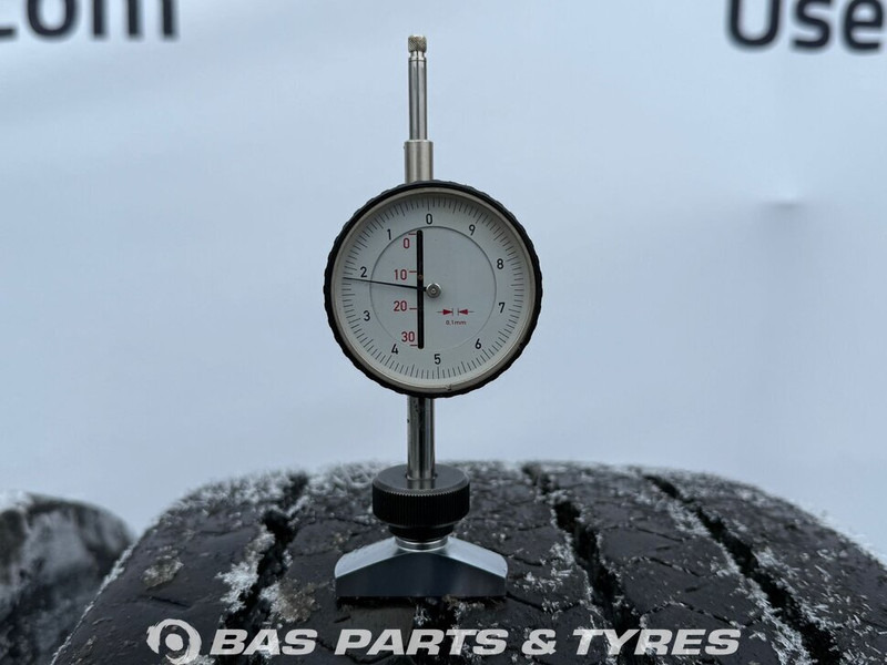 Pirelli Pirelli 315/70R22.5 RETREAD (cover) 156/150 M+S 3PMSF gebruikte set - Шина для Грузовиков: фото 3 Pirelli Pirelli 315/70R22.5 RETREAD (cover) 156/150 M+S 3PMSF gebruikte set - Шина для Грузовиков: фото 3