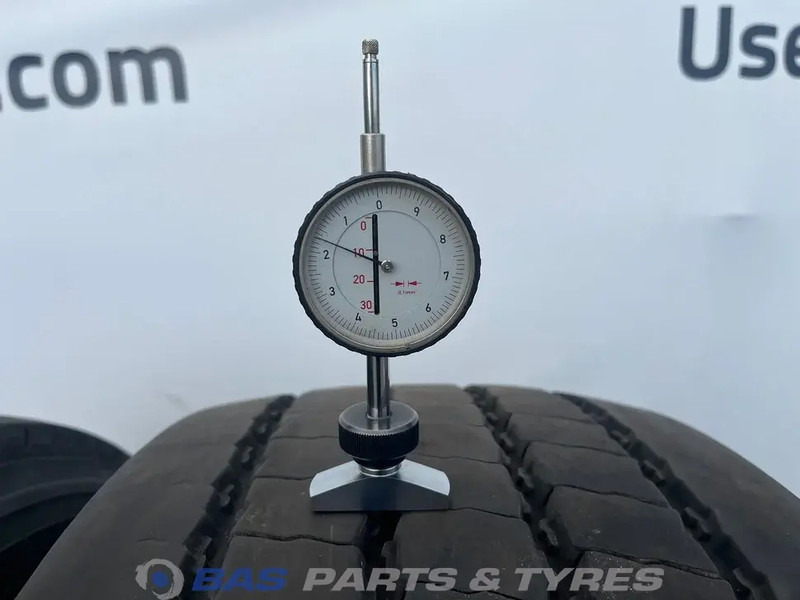 Pirelli Pirelli 385/65R22.5 FR:01 Triathlon 164/158 K M+S 3PMSF gebruikte set - Шина для Грузовиков: фото 3 Pirelli Pirelli 385/65R22.5 FR:01 Triathlon 164/158 K M+S 3PMSF gebruikte set - Шина для Грузовиков: фото 3
