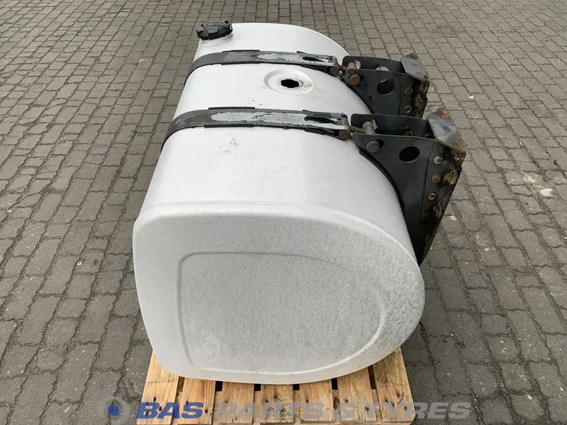 Renault Brandstoftank Renault 315 Liter G0000111 - Топливный бак для Грузовиков: фото 2 Renault Brandstoftank Renault 315 Liter G0000111 - Топливный бак для Грузовиков: фото 2