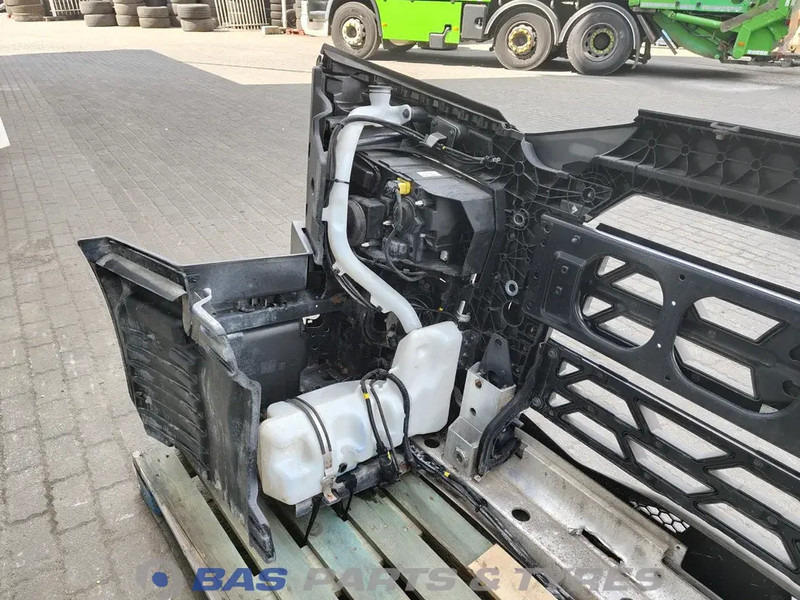 Renault T-Serie Bumper Renault 7482540689 - Бампер для Грузовиков: фото 5 Renault T-Serie Bumper Renault 7482540689 - Бампер для Грузовиков: фото 5