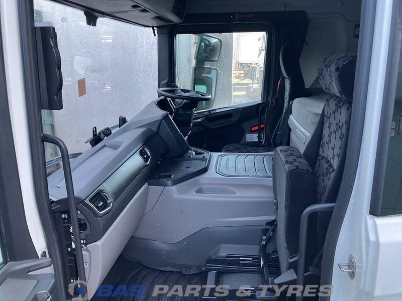 Кабина и интерьер для Грузовиков Scania P-Serie NextGen Scania CP-20 Normal L3H2 2047000: фото 10