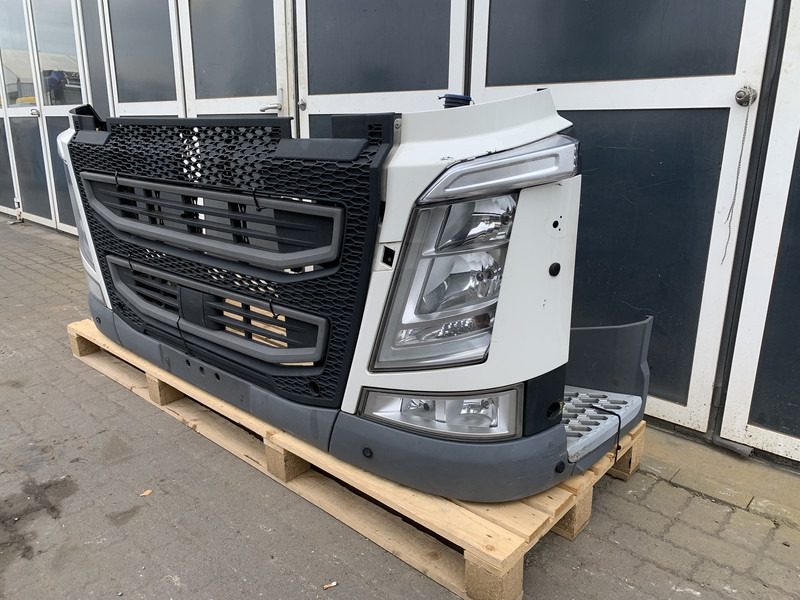 Volvo FH4 Bumper Volvo 21221138 - Бампер для Грузовиков: фото 2 Volvo FH4 Bumper Volvo 21221138 - Бампер для Грузовиков: фото 2