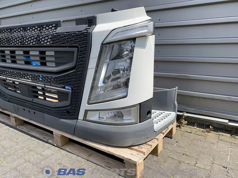 Volvo FH4 Bumper Volvo 21601499 - Бампер для Грузовиков: фото 2 Volvo FH4 Bumper Volvo 21601499 - Бампер для Грузовиков: фото 2