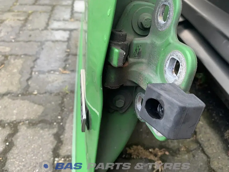 Volvo FH4 - Дверь и запчасти для Грузовиков: фото 3 Volvo FH4 - Дверь и запчасти для Грузовиков: фото 3
