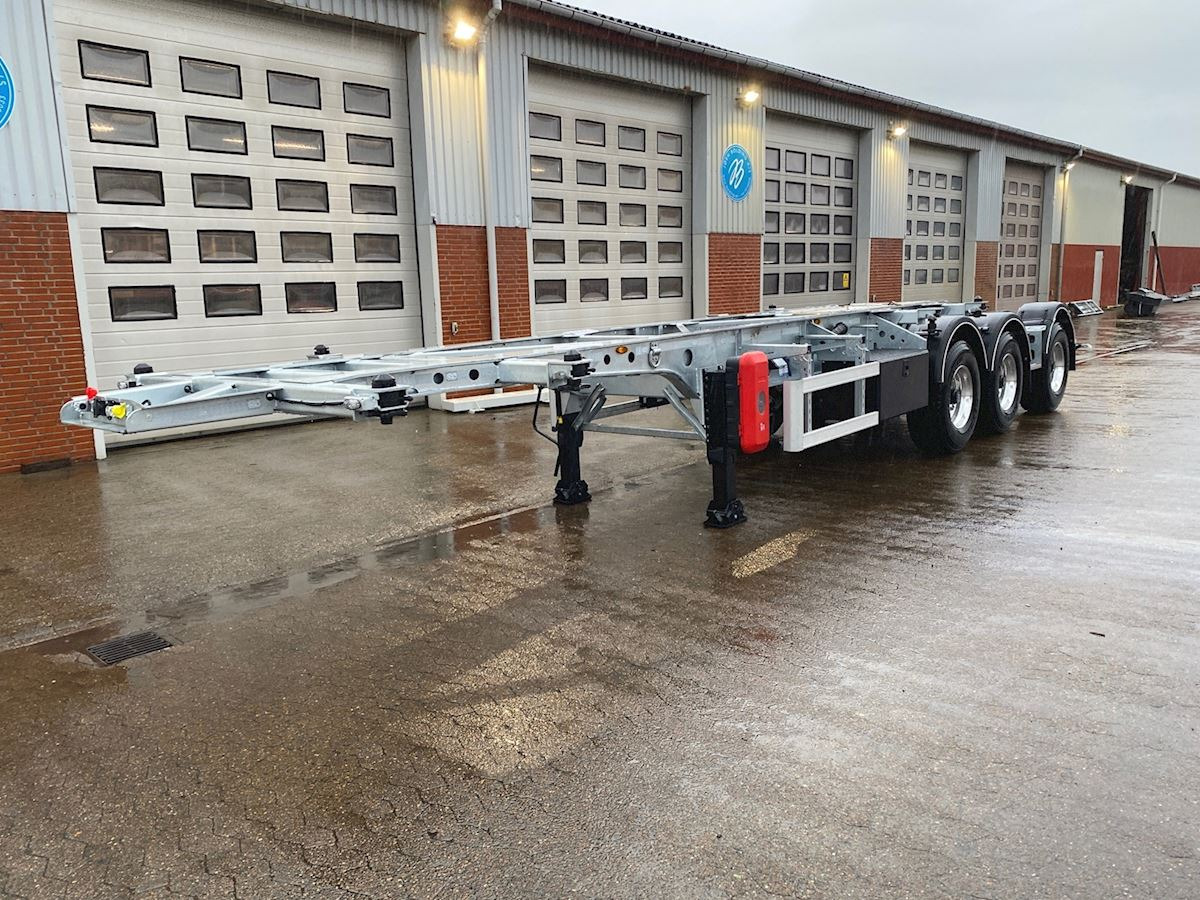 Полуприцеп-контейнеровоз/ Сменный кузов B-XL 20" link chassis: фото 1