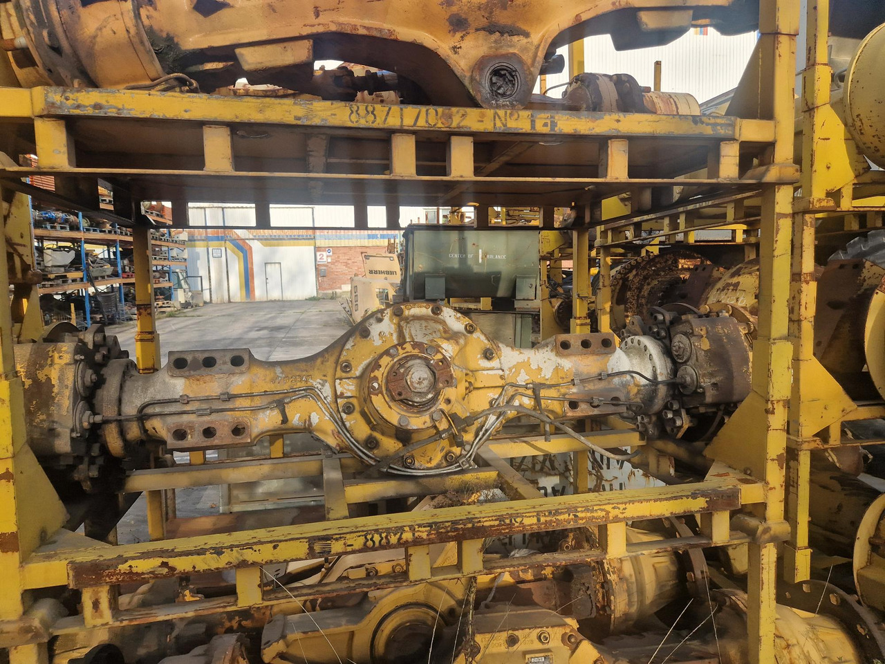 EJE DELANTERO/TRASERO DE VOLVO A25C  - Ось и запчасти для Строительной техники: фото 1 EJE DELANTERO/TRASERO DE VOLVO A25C  - Ось и запчасти для Строительной техники: фото 1