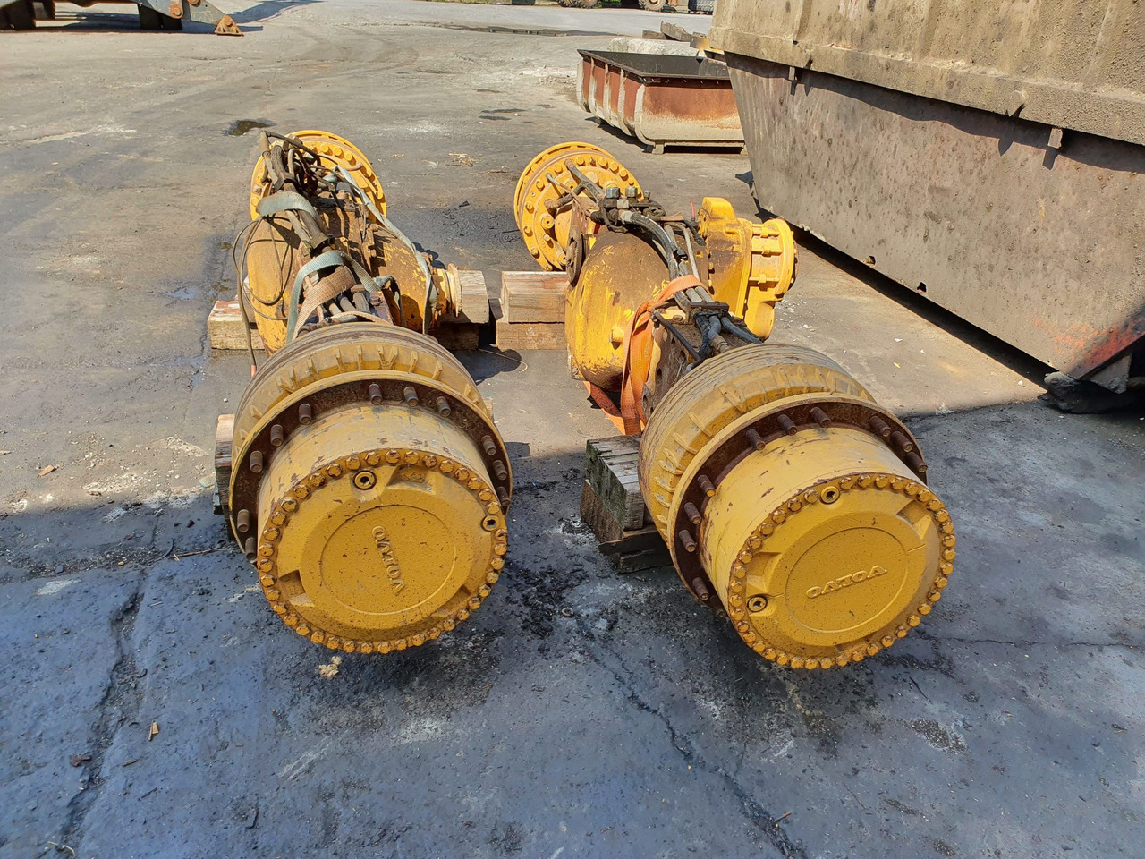 EJES VOLVO A40D  - Ось и запчасти для Строительной техники: фото 1 EJES VOLVO A40D  - Ось и запчасти для Строительной техники: фото 1