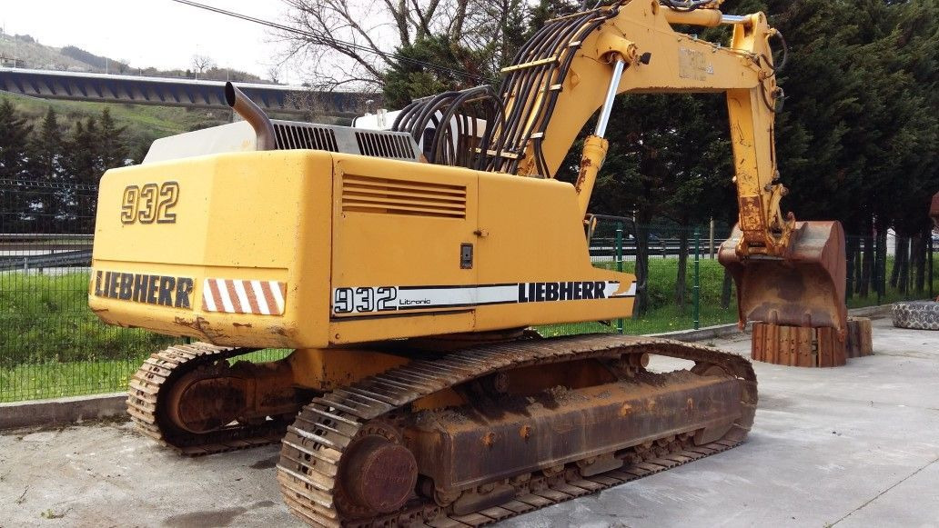 LIEBHERR R932LI N/S: 572-4218 y 572-4232 - Гусеничный экскаватор: фото 1 LIEBHERR R932LI N/S: 572-4218 y 572-4232 - Гусеничный экскаватор: фото 1