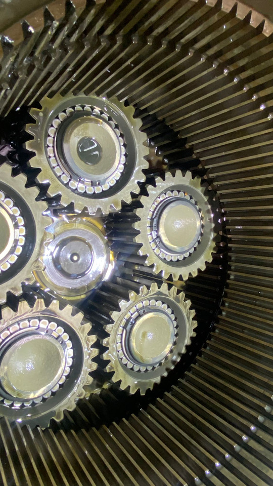 MANDO FINAL FAT450/044 LIEBHERR R954B - Бортовой редуктор для Строительной техники: фото 2 MANDO FINAL FAT450/044 LIEBHERR R954B - Бортовой редуктор для Строительной техники: фото 2