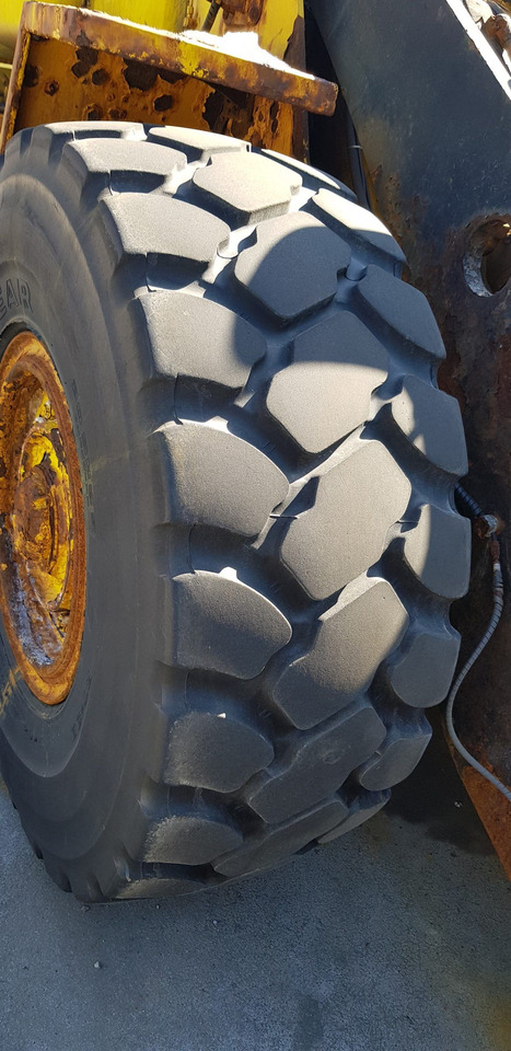 Колёсный погрузчик VOLVO L90D S/N 33264: фото 6