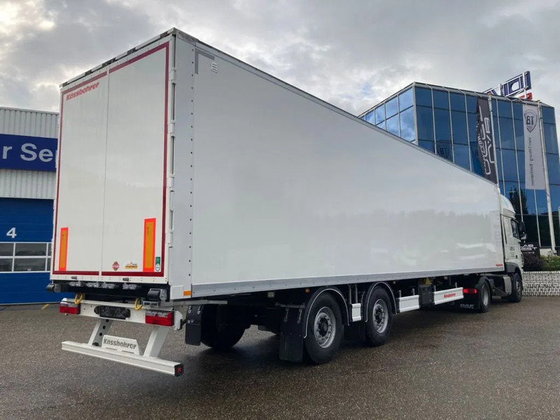 Kässbohrer SBT C / 20 - 12 / 18 Gesloten trailer TriDec Iso dak - Полуприцеп-фургон: фото 5 Kässbohrer SBT C / 20 - 12 / 18 Gesloten trailer TriDec Iso dak - Полуприцеп-фургон: фото 5