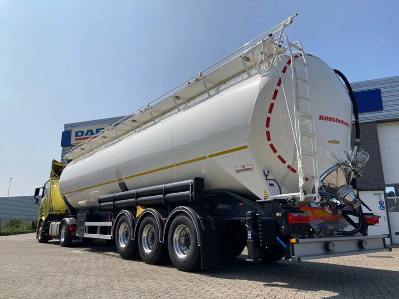 Kässbohrer SSK 50 / 5 - 10 / 24 - 50m3 kiep silo met 1x liftas en Alcoa Dura Bright velgen - Полуприцеп-цистерна: фото 5 Kässbohrer SSK 50 / 5 - 10 / 24 - 50m3 kiep silo met 1x liftas en Alcoa Dura Bright velgen - Полуприцеп-цистерна: фото 5
