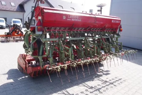 Agregat uprawowo-siewny Kuhn HRB 301 2000 brona aktywna wirująca KUHN NODET - Посевной комплекс: фото 3 Agregat uprawowo-siewny Kuhn HRB 301 2000 brona aktywna wirująca KUHN NODET - Посевной комплекс: фото 3