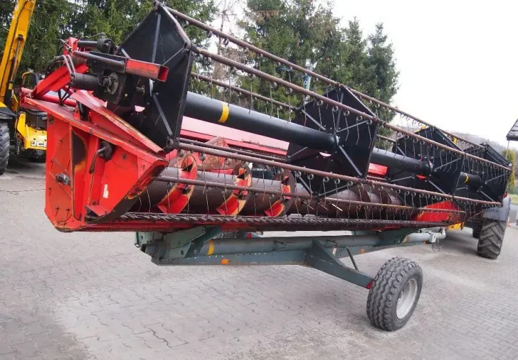 Heder Massey Ferguson Szerokość 5m pasuje do 32, 34, 36, 38, 42, 7254, 7272, 7278 - Жатка зерновая: фото 1 Heder Massey Ferguson Szerokość 5m pasuje do 32, 34, 36, 38, 42, 7254, 7272, 7278 - Жатка зерновая: фото 1