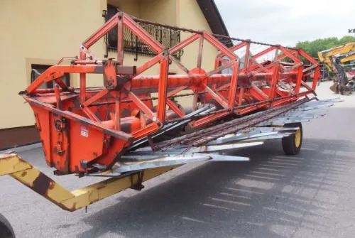 Heder do kombajnu Deutz-Fahr 1600,1610,1620,1630, 2680,2780, 2385,2685,2780, - Жатка зерновая: фото 1 Heder do kombajnu Deutz-Fahr 1600,1610,1620,1630, 2680,2780, 2385,2685,2780, - Жатка зерновая: фото 1