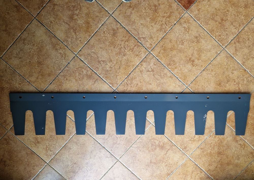 Wyposażenie Claas Grzebień do wersji 6 klawiszowych Grzebień klepiska - kukurydza Claas Dominator Mega Medion Tucanolawiszy - Навесное оборудование: фото 2 Wyposażenie Claas Grzebień do wersji 6 klawiszowych Grzebień klepiska - kukurydza Claas Dominator Mega Medion Tucanolawiszy - Навесное оборудование: фото 2
