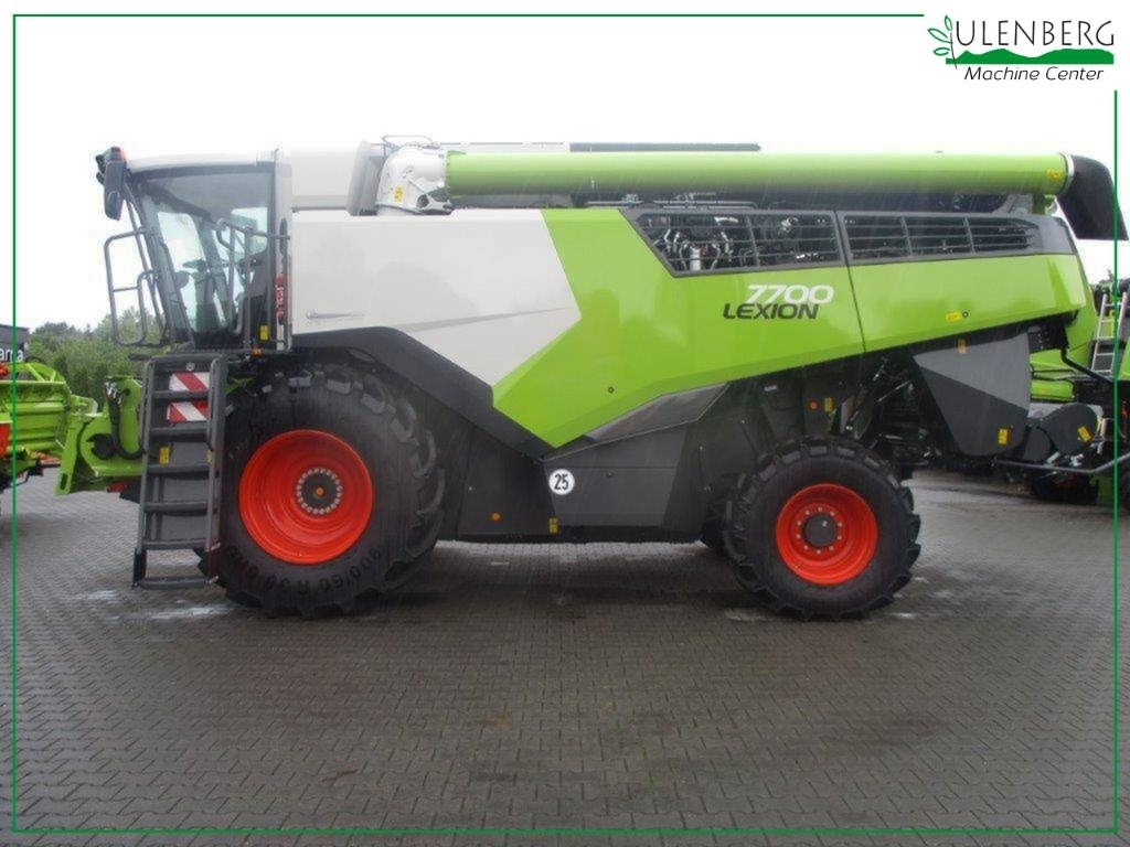 Claas LEXION 7700 - Зерноуборочный комбайн: фото 3 Claas LEXION 7700 - Зерноуборочный комбайн: фото 3
