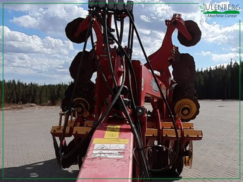 Vaderstad Carrier 420  - Дисковая борона: фото 2 Vaderstad Carrier 420  - Дисковая борона: фото 2