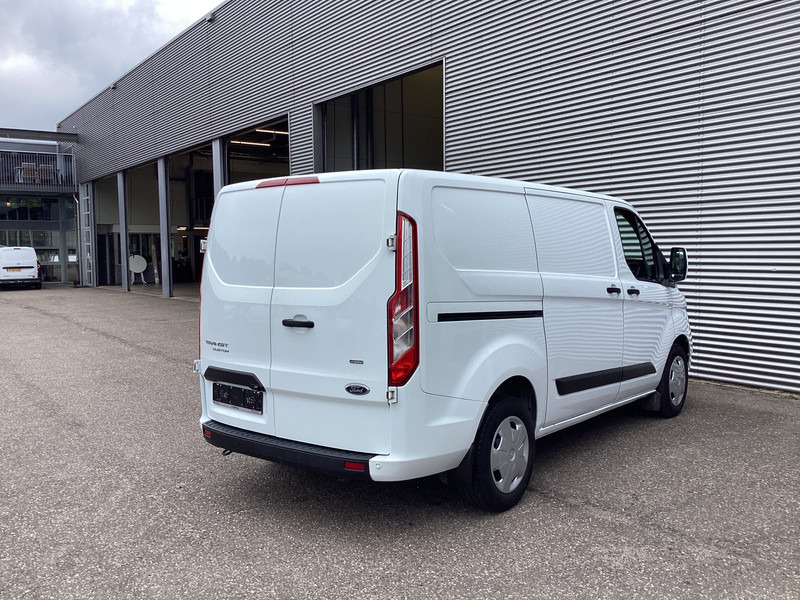 Ford Transit Custom 1.0 130 pk PHEV Trend BPM VRIJ! 2xSchuifdeur/ Carplay/ Stoelverw./ Camera/ Cruise/ PDC - Цельнометаллический фургон: фото 4 Ford Transit Custom 1.0 130 pk PHEV Trend BPM VRIJ! 2xSchuifdeur/ Carplay/ Stoelverw./ Camera/ Cruise/ PDC - Цельнометаллический фургон: фото 4