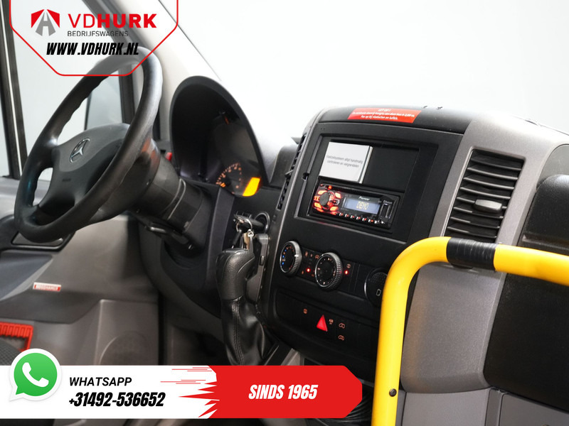 Mercedes-Benz Sprinter 313 2.2 CDI Aut. L2H2 € 10.648 Incl. BTW EXPORT Combi/ 9 Persoons/ Kombi/ 9P/ Airco/ Rolstoellift/ Electr. deur/ - Микроавтобус, Пассажирский фургон: фото 3 Mercedes-Benz Sprinter 313 2.2 CDI Aut. L2H2 € 10.648 Incl. BTW EXPORT Combi/ 9 Persoons/ Kombi/ 9P/ Airco/ Rolstoellift/ Electr. deur/ - Микроавтобус, Пассажирский фургон: фото 3