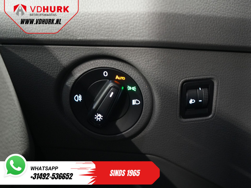 Цельнометаллический фургон Volkswagen Crafter 35 2.0 TDI 140 pk L3H3 BPM VRIJ! 270Gr. Deuren/ Carplay/ Climate/ Camera/ Cruise: фото 18