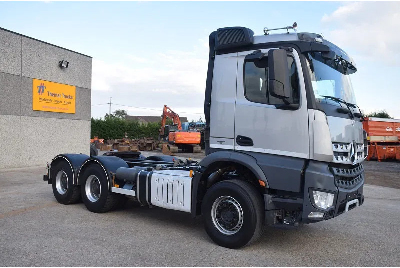 Mercedes-Benz Arocs 3345 - Тягач: фото 5 Mercedes-Benz Arocs 3345 - Тягач: фото 5