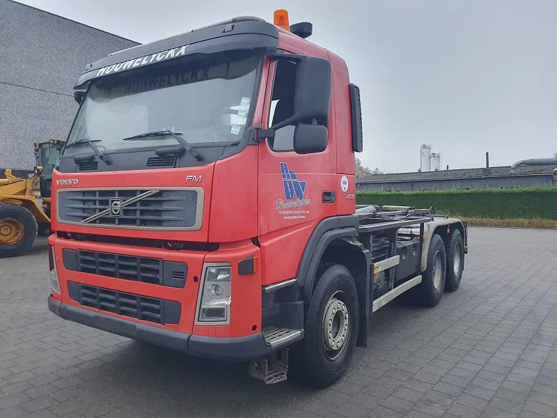 Volvo FM 400 - Крюковой мультилифт: фото 3 Volvo FM 400 - Крюковой мультилифт: фото 3