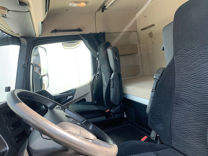Mercedes-Benz Actros 2531 2530*Cruise control*SlaapCabine* - Грузовик с закрытым кузовом: фото 3 Mercedes-Benz Actros 2531 2530*Cruise control*SlaapCabine* - Грузовик с закрытым кузовом: фото 3