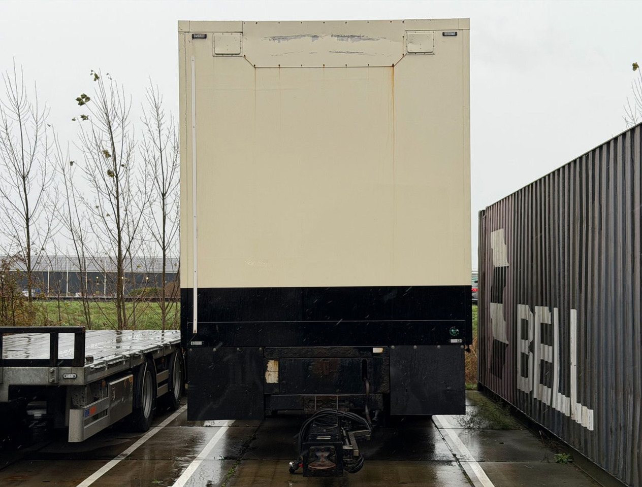 Прицеп-рефрижератор HTF Heiwo Isolated BOX TRS Cooling Tail Lift Holland-Trailer: фото 7 Прицеп-рефрижератор HTF Heiwo Isolated BOX TRS Cooling Tail Lift Holland-Trailer: фото 7