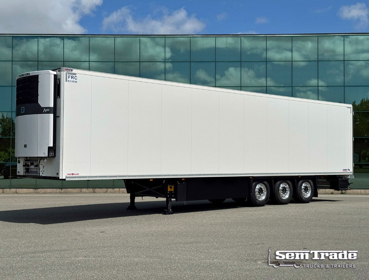 Schmitz Cargobull SCBS3B Thermo King Avancer A-400 270 High NEW AND Unused 2x Lift Axles Flower Wide - Полуприцеп-рефрижератор: фото 1 Schmitz Cargobull SCBS3B Thermo King Avancer A-400 270 High NEW AND Unused 2x Lift Axles Flower Wide - Полуприцеп-рефрижератор: фото 1