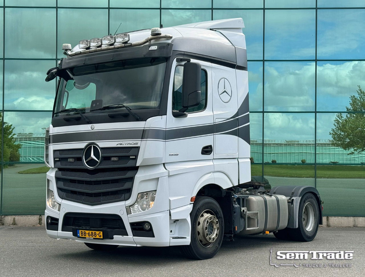 Mercedes-Benz Actros 1945 382.000 KM NEW TUV APK PTO + Hydraulics TOP Condition NL Truck - Тягач: фото 1 Mercedes-Benz Actros 1945 382.000 KM NEW TUV APK PTO + Hydraulics TOP Condition NL Truck - Тягач: фото 1