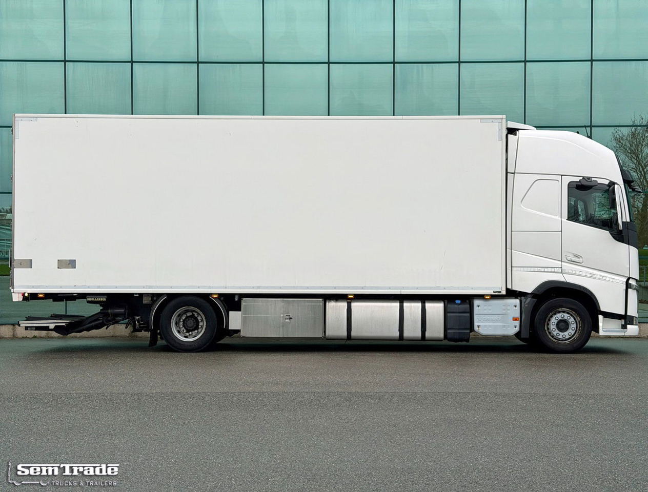 Volvo FH 13.460 I-Park Cool Themo King UT-800 VAN Beurden BOX Tail Lift TOP Condition NL-Truck - Рефрижератор: фото 5 Volvo FH 13.460 I-Park Cool Themo King UT-800 VAN Beurden BOX Tail Lift TOP Condition NL-Truck - Рефрижератор: фото 5