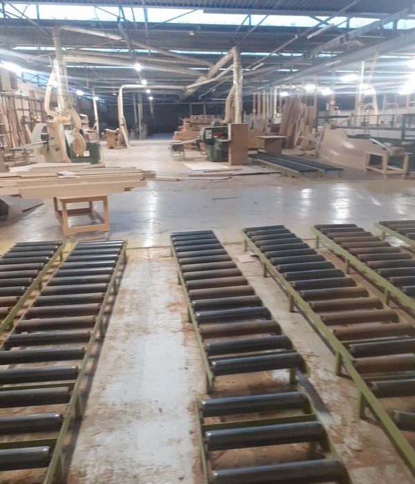 Transporteurs à roulleaux , Cadreuse hydraulique Guilliet ,Scie à ruban ,Scie radiale ,scie circulaire à Bois à Metals - Промышленное оборудование: фото 1 Transporteurs à roulleaux , Cadreuse hydraulique Guilliet ,Scie à ruban ,Scie radiale ,scie circulaire à Bois à Metals - Промышленное оборудование: фото 1