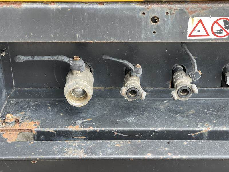 Atlas-Copco XAHS 236 MD - N - Воздушный компрессор: фото 5 Atlas-Copco XAHS 236 MD - N - Воздушный компрессор: фото 5