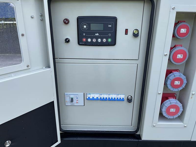Cummins 55 kVA - Электрогенератор: фото 5 Cummins 55 kVA - Электрогенератор: фото 5