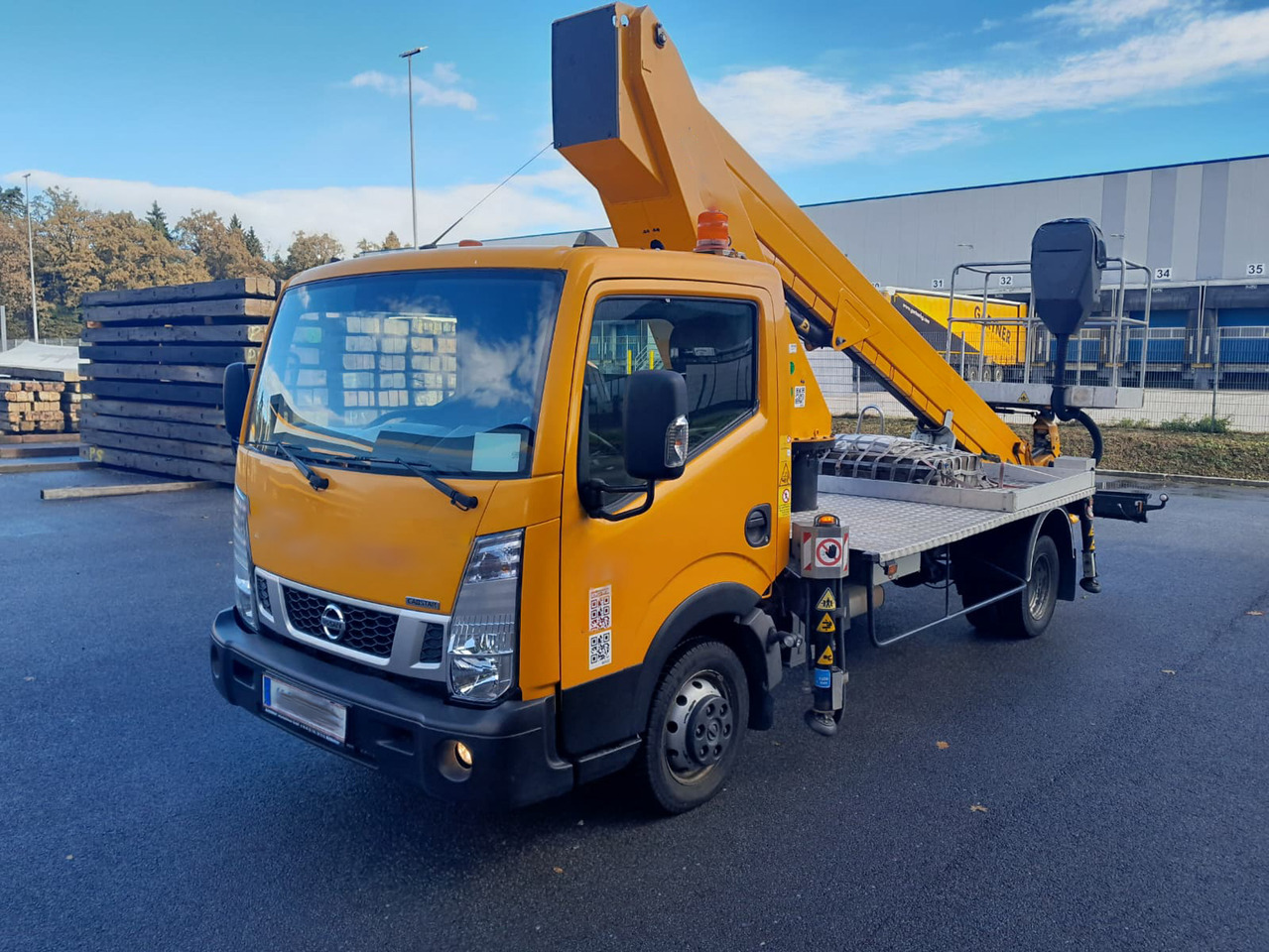 GSR E200T Comfort X - Грузовик с подъемником: фото 1 GSR E200T Comfort X - Грузовик с подъемником: фото 1