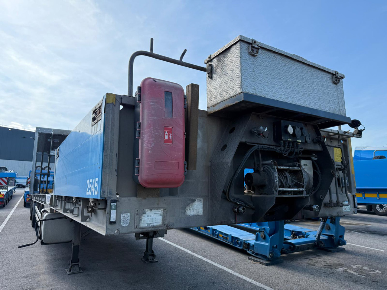 Gföllner SPL 2/20 TLÜ - Низкорамный полуприцеп: фото 5 Gföllner SPL 2/20 TLÜ - Низкорамный полуприцеп: фото 5