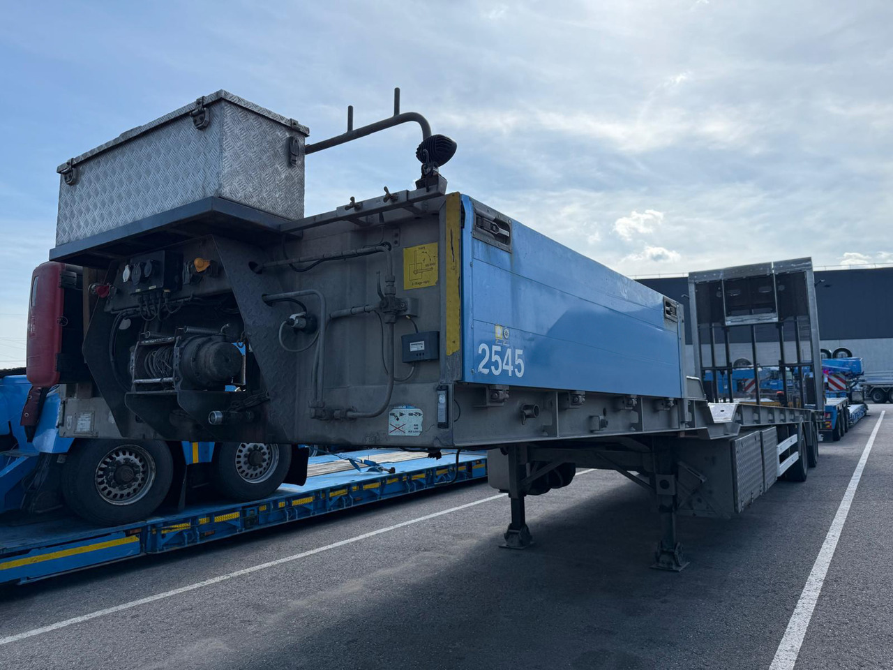 Gföllner SPL 2/20 TLÜ - Низкорамный полуприцеп: фото 3 Gföllner SPL 2/20 TLÜ - Низкорамный полуприцеп: фото 3