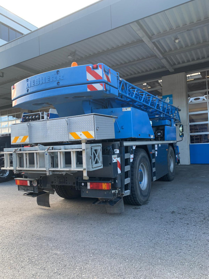 LIEBHERR LTM 1030-2.1 - Мобильный кран: фото 4 LIEBHERR LTM 1030-2.1 - Мобильный кран: фото 4