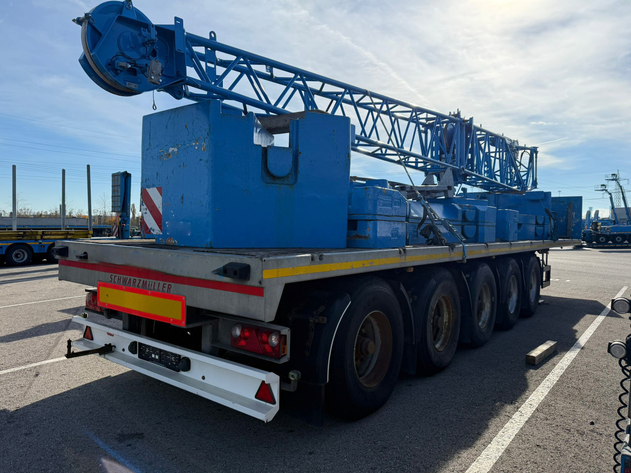 Schwarzmüller 5 Achser - Полуприцеп бортовой/ Платформа: фото 1 Schwarzmüller 5 Achser - Полуприцеп бортовой/ Платформа: фото 1