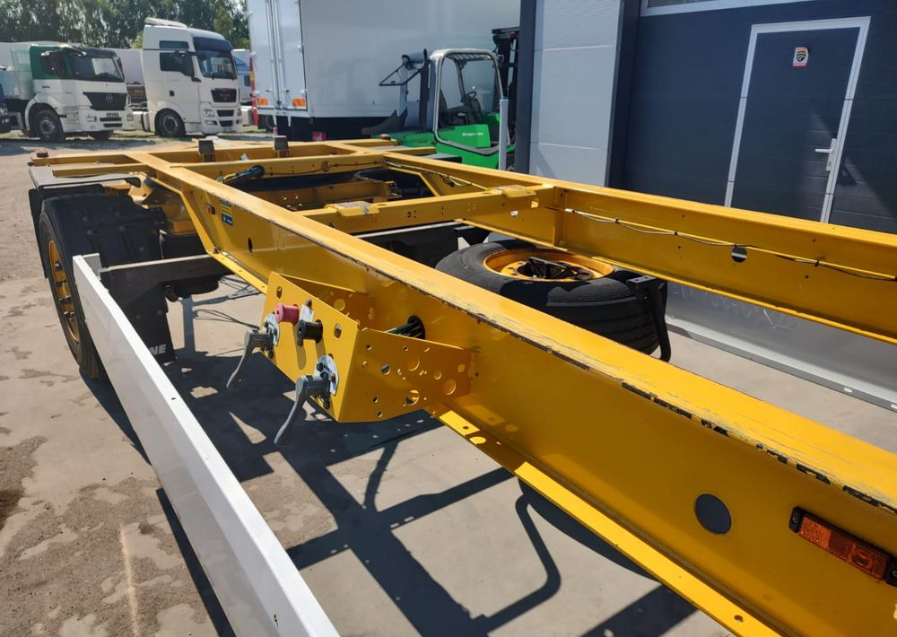 Krone Przyczepa BDF Krone - Прицеп-контейнеровоз/ Сменный кузов: фото 5 Krone Przyczepa BDF Krone - Прицеп-контейнеровоз/ Сменный кузов: фото 5